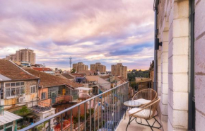 The Pearl of Nachlaot Apartments